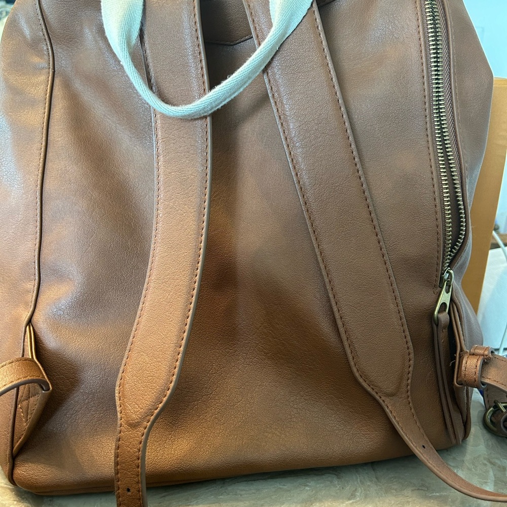 Universal Backpack - image 3